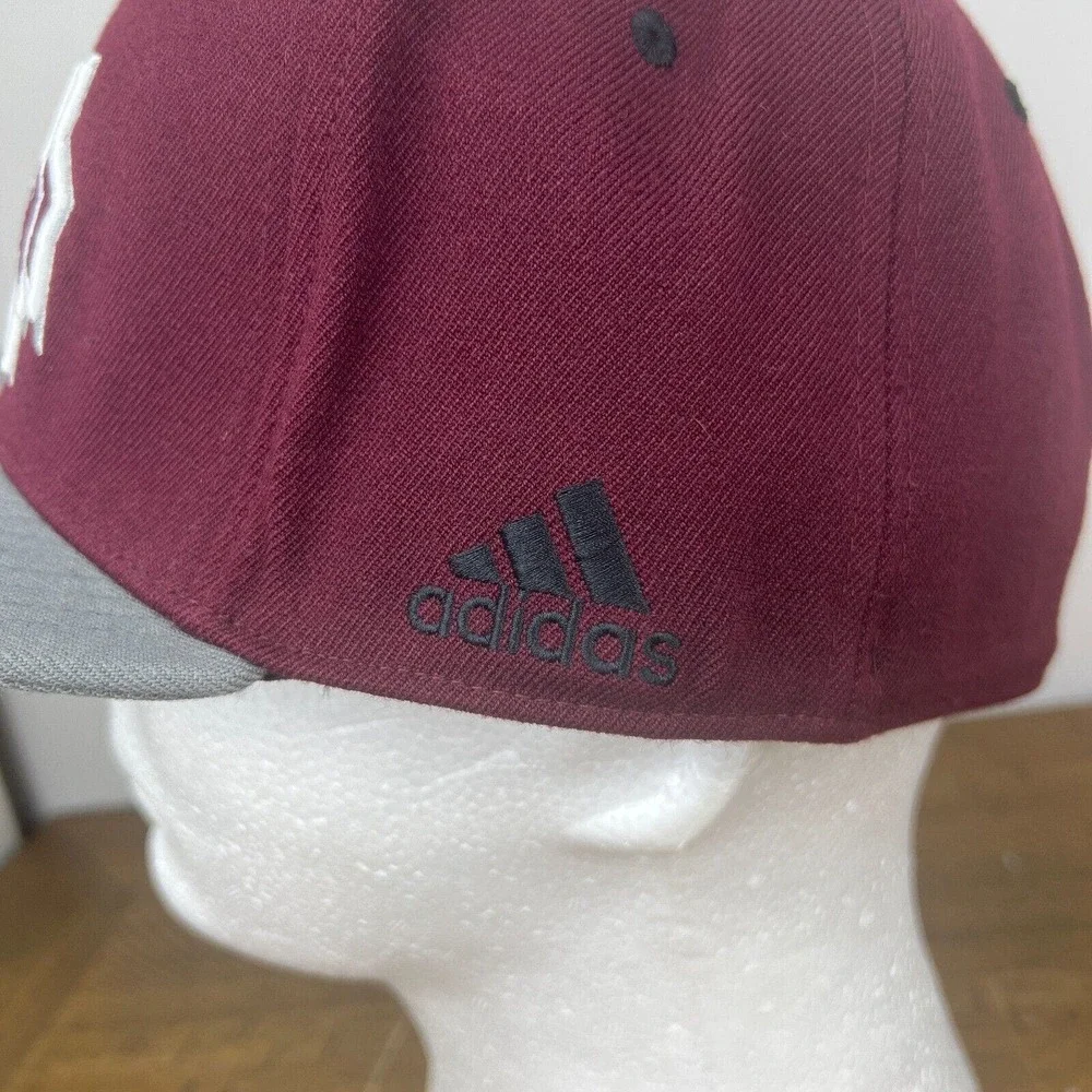 Mississippi‎ State Bulldogs Hat Red Gray One Size Adidas Flex Cap NCAA Football